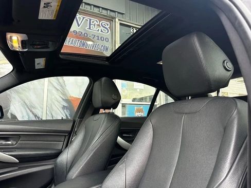 Used 2015 BMW 335i xDrive Sedan w/ Premium Package image 18