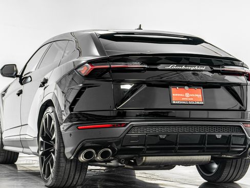 Used 2021 Lamborghini Urus AWD/4WD image 7