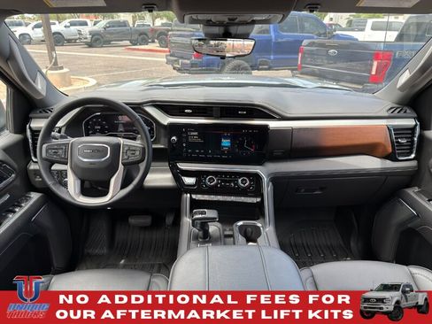 Used 2025 GMC Sierra 1500 Denali w/ Technology Package AWD/4WD image 29