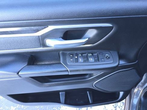 Used 2022 RAM 1500 Big Horn image 9