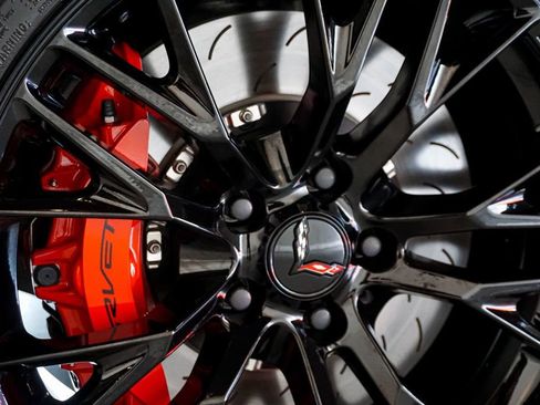Used 2019 Chevrolet Corvette Z06 RWD image 73