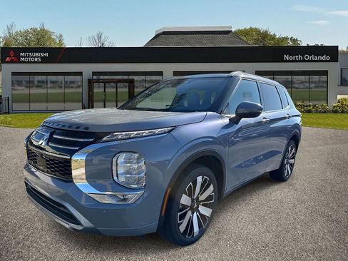 New 2025 Mitsubishi Outlander SEL image 1