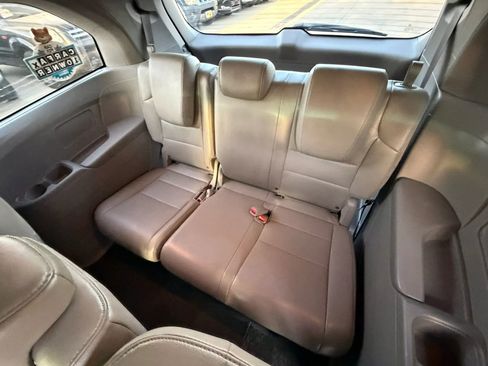 Used 2012 Honda Odyssey EX-L image 25