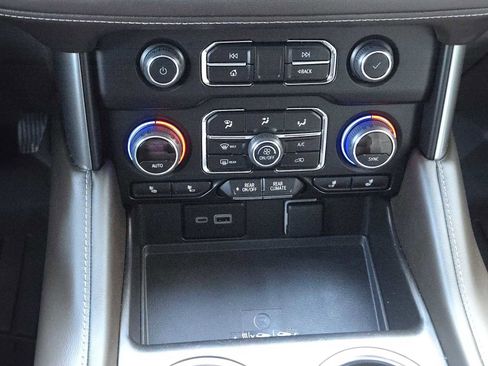 Certified 2023 Chevrolet Tahoe Z71 w/ Luxury Package image 20