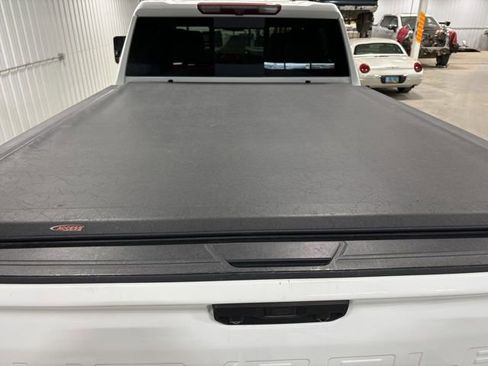 Used 2021 Chevrolet Silverado 2500 LTZ image 9