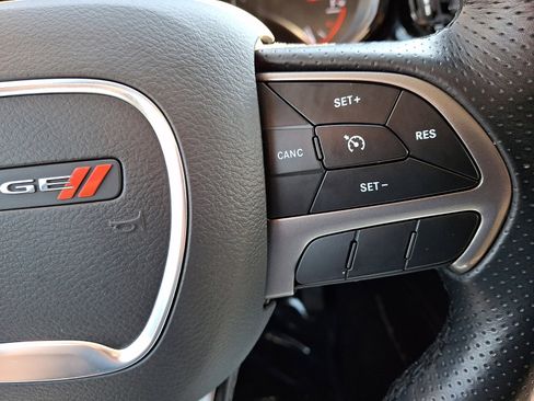 Used 2022 Dodge Durango SXT AWD/4WD image 22