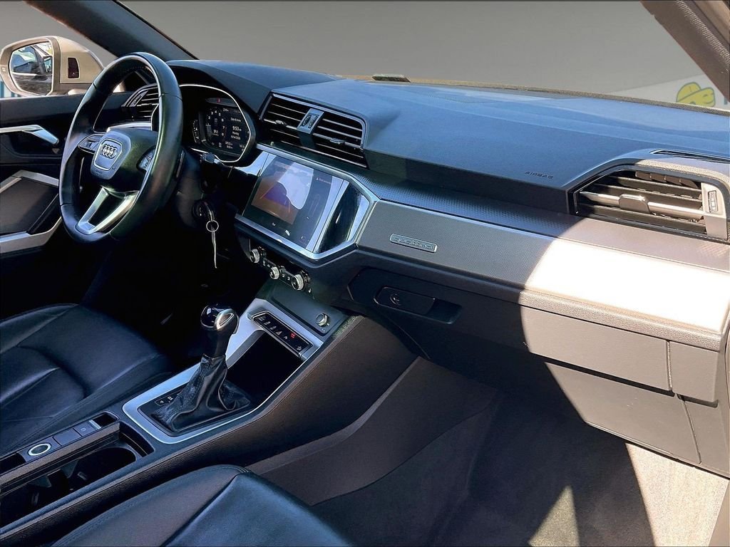 Used 2025 Audi Q3 2.0T Premium AWD/4WD image 14