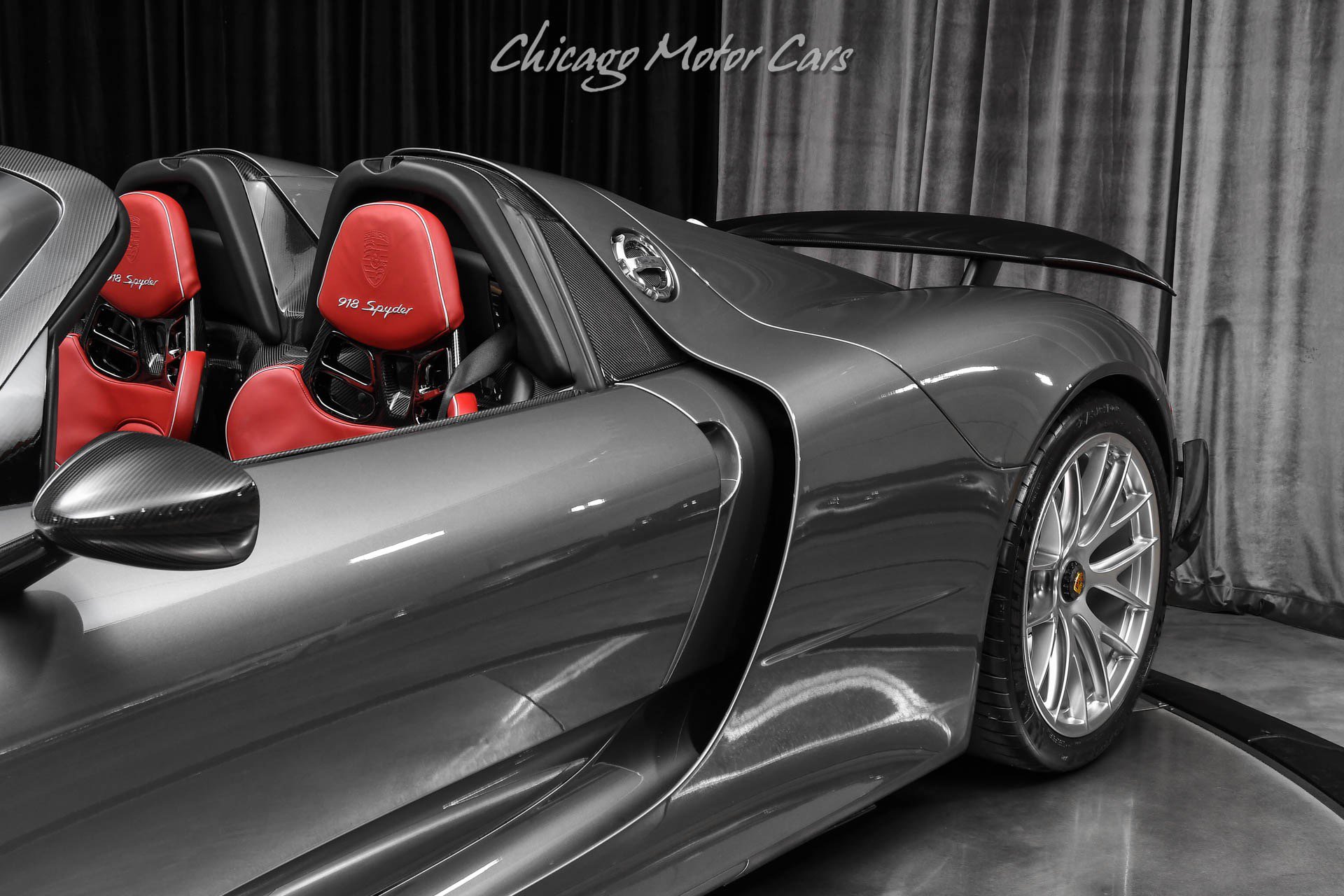 Used 2015 Porsche 918 Spyder AWD/4WD image 33