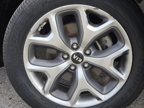 Used 2020 Kia Sorento SX AWD/4WD image 11
