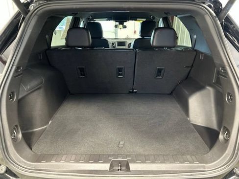 Used 2024 Chevrolet Equinox RS AWD/4WD image 20