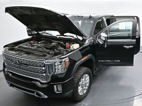 Used 2023 GMC Sierra 3500 Denali w/ Denali Ultimate Package image 47