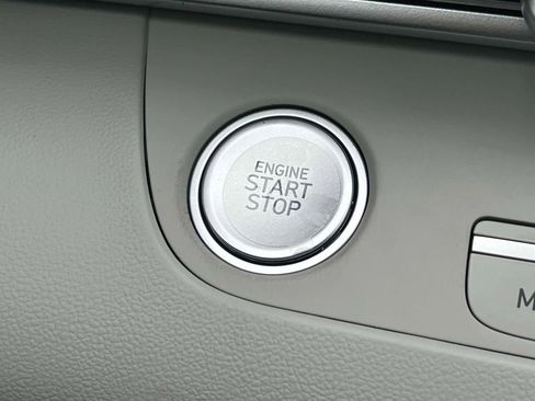 New 2026 Hyundai Elantra Limited FWD image 13