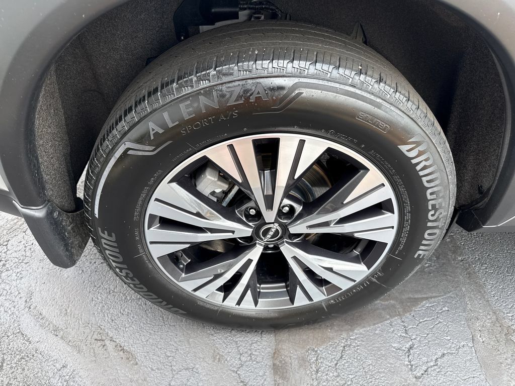 Used 2023 Nissan Rogue SV w/ SV Premium B Package AWD/4WD image 26