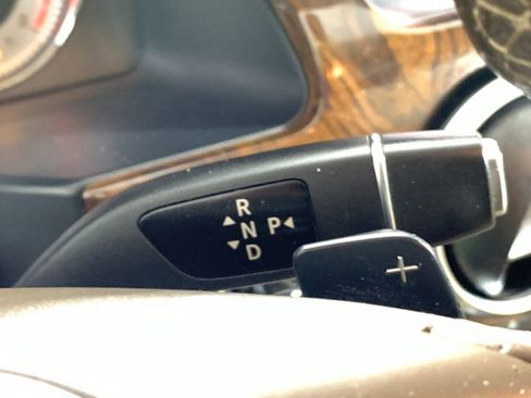 Used 2015 Mercedes-Benz GLK 350 2WD image 23