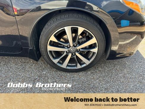 Used 2017 Nissan Altima 2.5 SR image 10