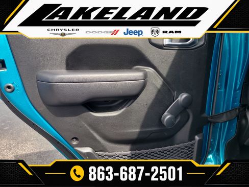Used 2024 Jeep Wrangler Unlimited Sport AWD/4WD image 10