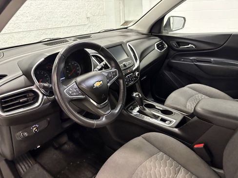 Used 2018 Chevrolet Equinox LT image 15