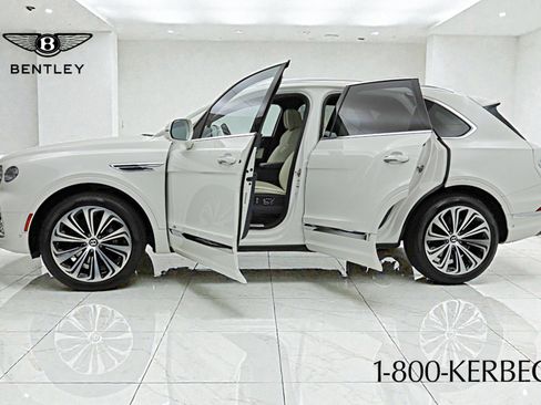 Certified 2022 Bentley Bentayga image 6