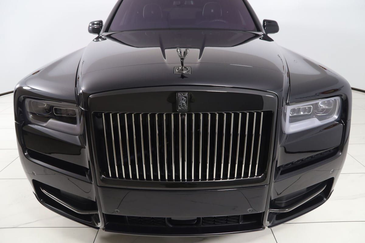 Used 2024 Rolls-Royce Cullinan Black Badge AWD/4WD image 74