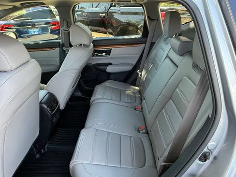 Used 2018 Honda CR-V Touring image 15
