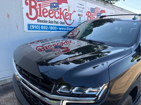 Used 2023 Chevrolet Suburban LS w/ Driver Alert Package RWD image 11