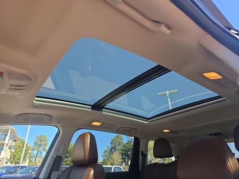 Used 2024 Subaru Ascent Touring image 22