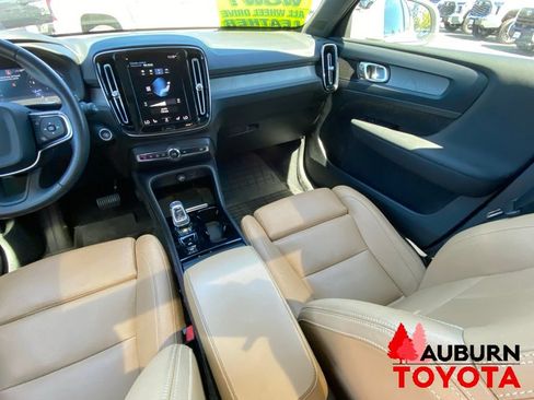 Used 2021 Volvo XC40 T5 Inscription w/ Advanced Package AWD/4WD image 26