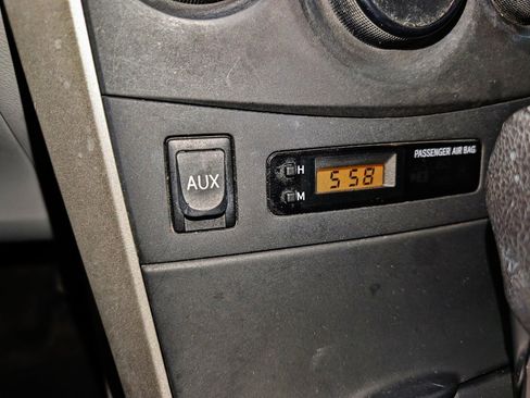 Used 2010 Toyota Corolla LE image 37