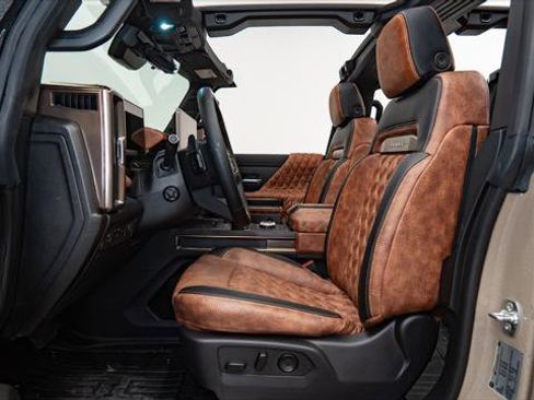 Used 2025 GMC Hummer EV 3X AWD/4WD image 35