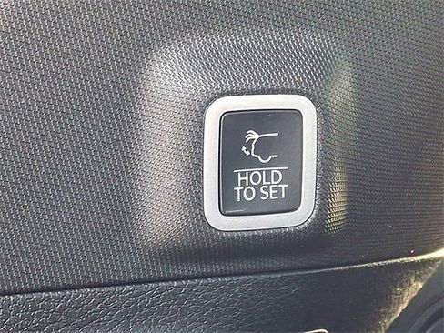 Used 2022 Jeep Grand Cherokee Trailhawk w/ Advanced Protech Group II image 30