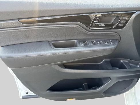 Certified 2024 Honda Odyssey Elite image 18