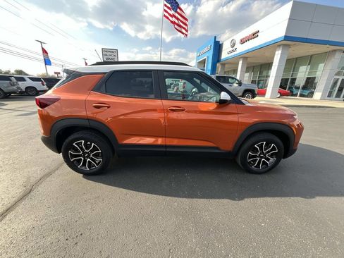 Certified 2023 Chevrolet TrailBlazer ACTIV w/ Sun and Liftgate Package image 8