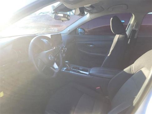 Used 2020 Nissan Sentra SV image 5