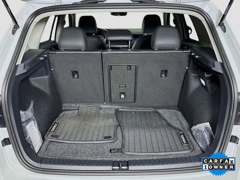 Used 2024 Volkswagen Taos SE image 25