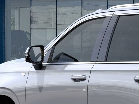 New 2026 Cadillac Escalade Luxury image 12