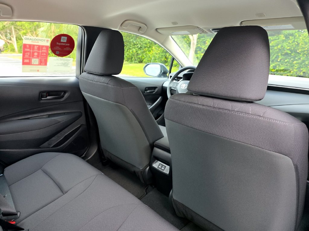 New 2027 Toyota Corolla LE w/ LE Premium Package FWD image 16