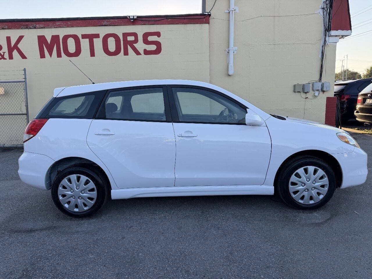 Used 2003 Toyota Matrix XR AWD/4WD image 8