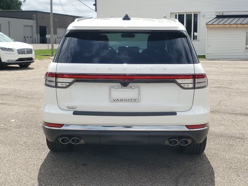 Used 2025 Lincoln Aviator Reserve w/ Illumination Package AWD/4WD image 5