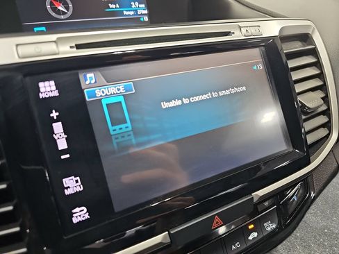 Used 2017 Honda Accord EX-L image 21