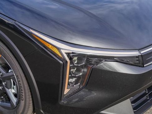 New 2026 Kia K4 LXS image 11