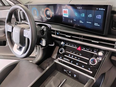 Used 2024 Hyundai Santa Fe SE image 46