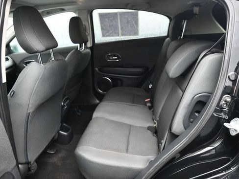 Used 2022 Honda HR-V EX image 8