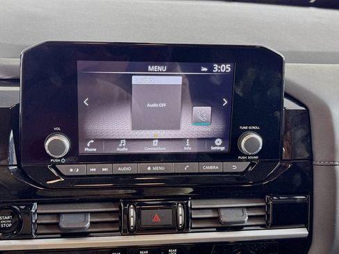 New 2025 Nissan Pathfinder SV image 17