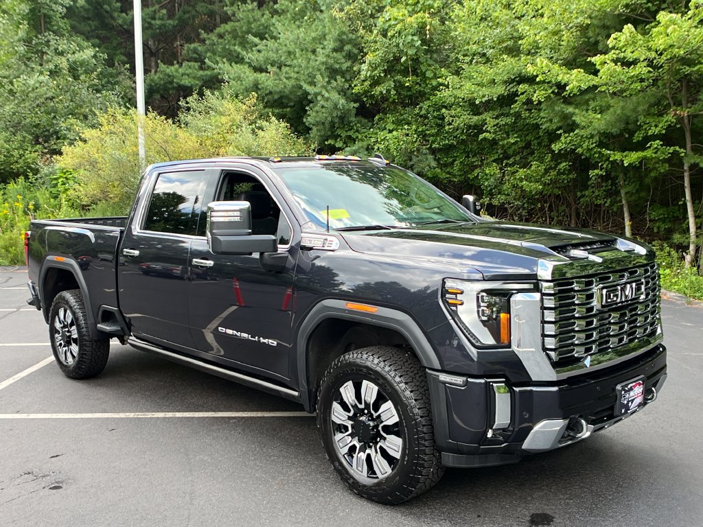 Used 2024 GMC Sierra 2500 Denali w/ Denali Reserve Package AWD/4WD image 7