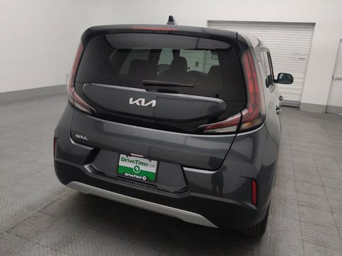 Used 2024 Kia Soul LX image 7