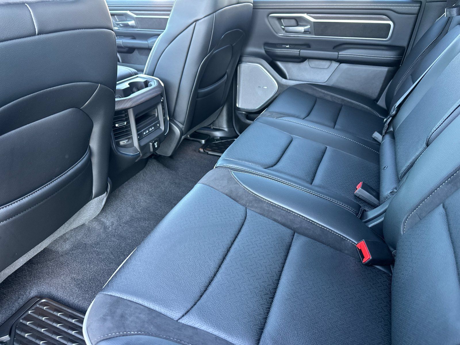 New 2026 RAM 1500 Laramie w/ Night Edition AWD/4WD image 11