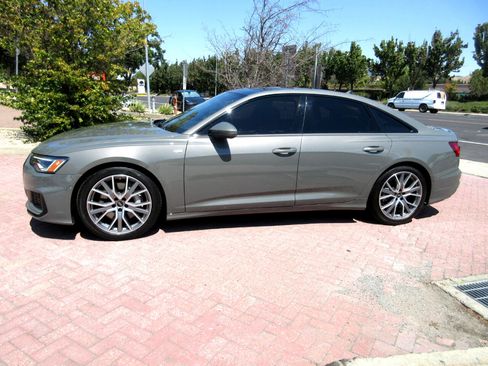 Used 2023 Audi A6 Premium Plus image 3