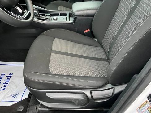 Used 2023 Kia Sorento LX image 13