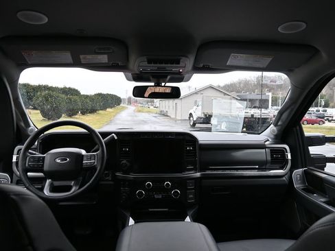 Used 2024 Ford F350 Lariat w/ Lariat Ultimate Package image 38