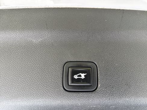 Used 2021 Chevrolet Suburban RST w/ Luxury Package AWD/4WD image 40